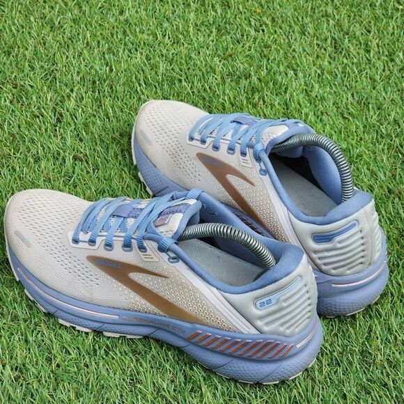 BROOKS ADRENALINE GTS 22 - Women's Athletic Shoes - SIZE 8.B - Picture 4 of 9